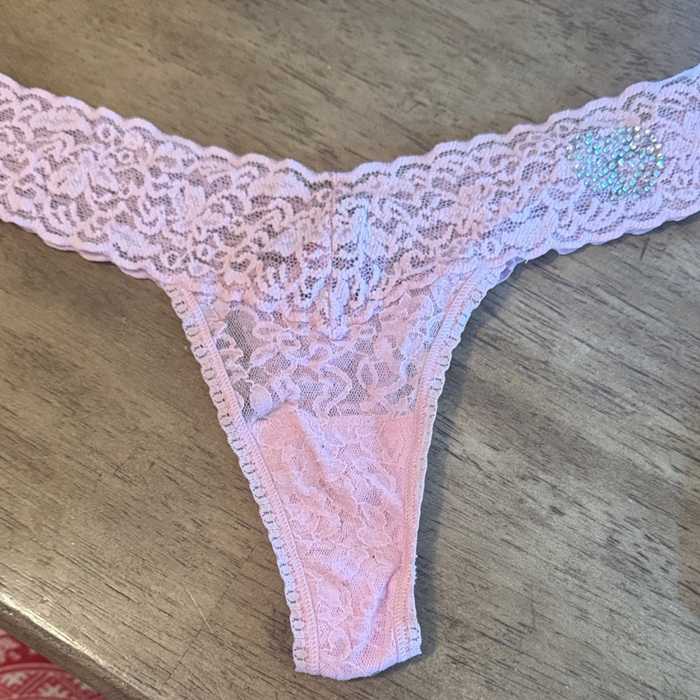 Victoria’s Secret The Lacie Thong